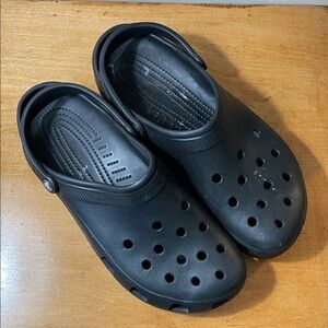 CROCS Classic Slip-On Clog in Black. Size 14